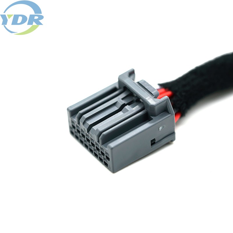 Apakah perbezaan antara abah -abah dawai dan pemasangan kabel?